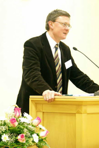 Dr Piotr Czarny